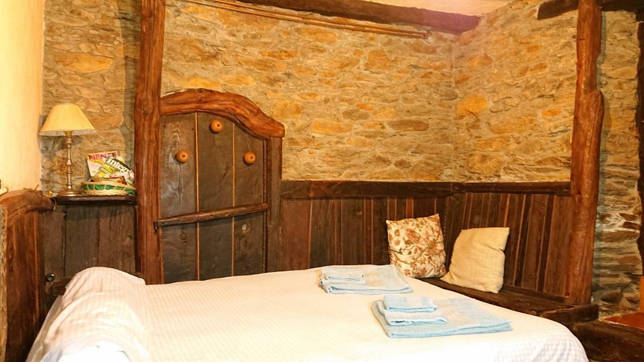 Casa O'Crego Pensionat San Román Eksteriør billede